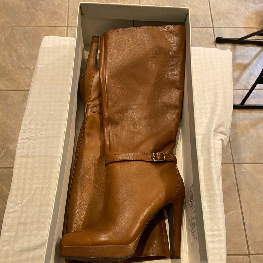 Size 9M Jessica Simpson knee high boots